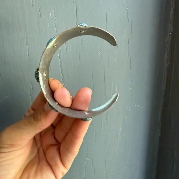 Silver Cuff Bracelet with Turquoise Stones - Picture 3 of 7